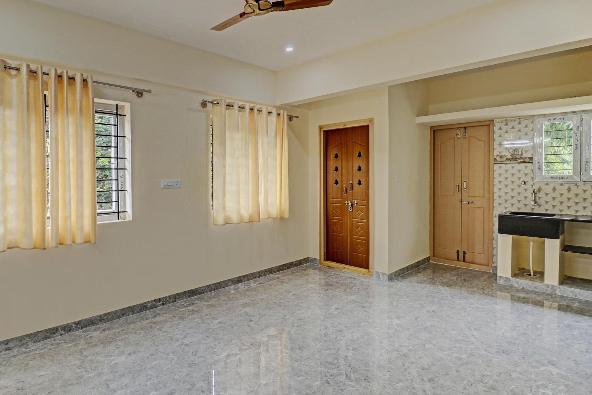 Oyo Flagship 81483 Manyatha Inn Service Apartment Bengaluru Kültér fotó