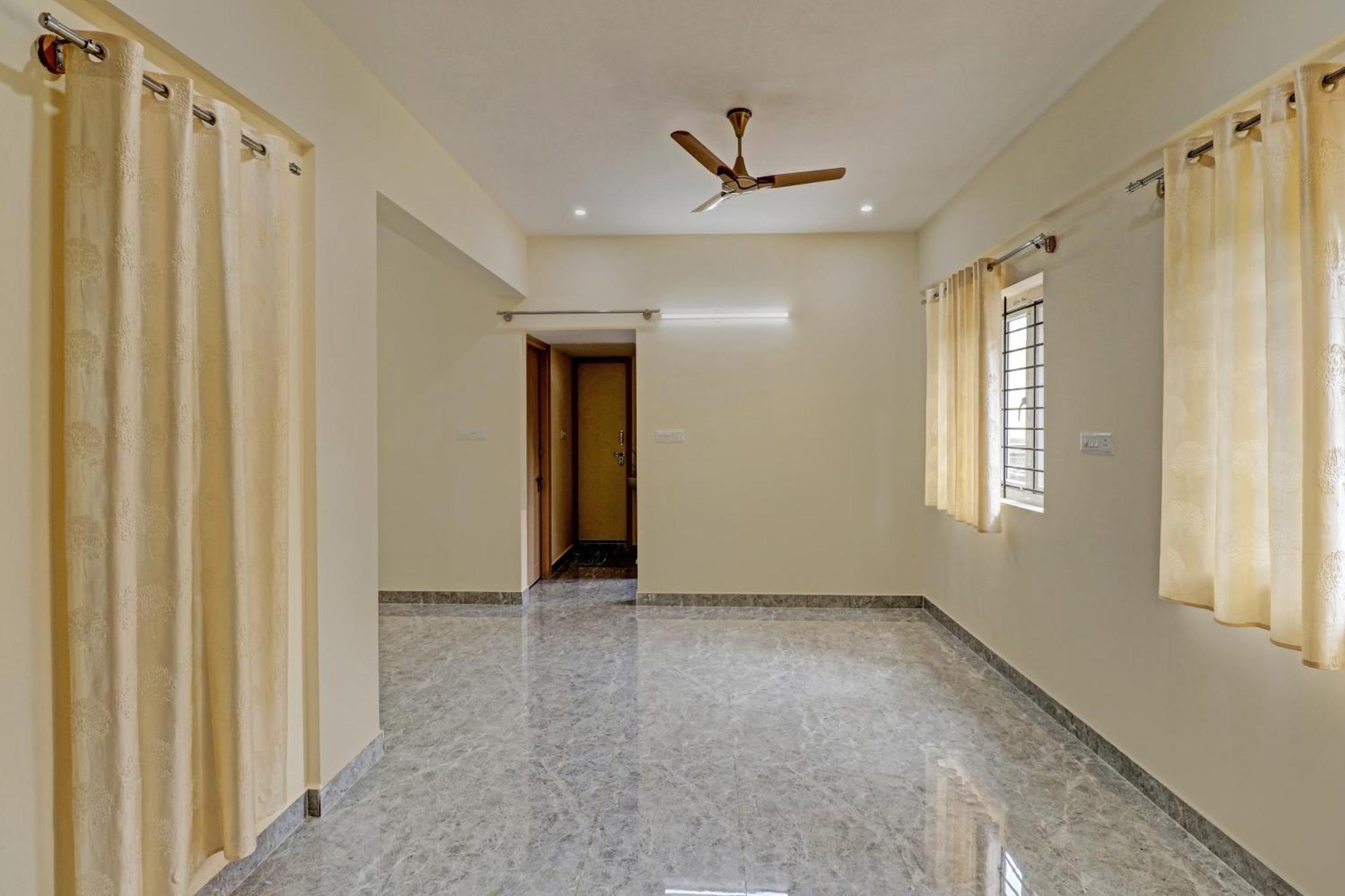 Oyo Flagship 81483 Manyatha Inn Service Apartment Bengaluru Kültér fotó